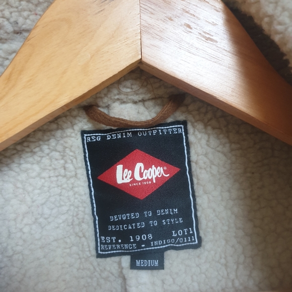 Winter Jacket in Chestnut , size M - Picture 4 of 7